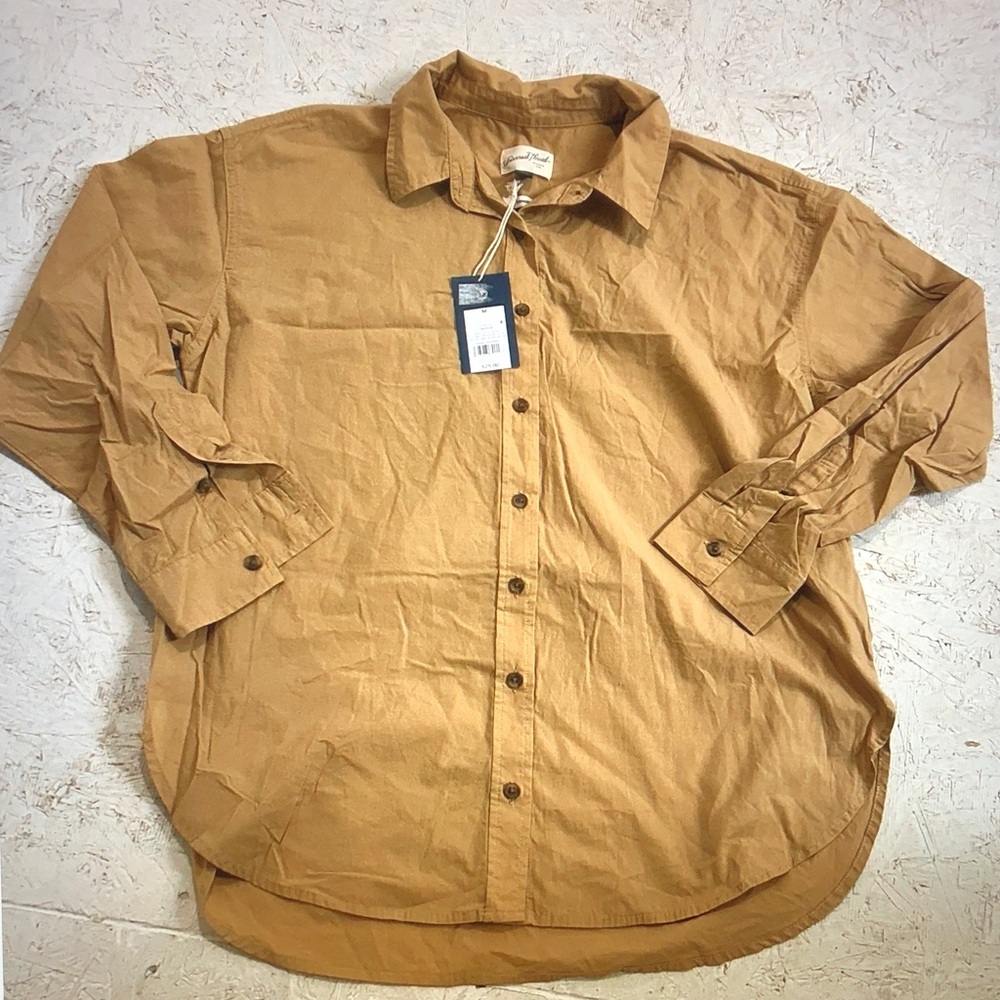 Universal Thread Women's Button-Up Shirt in Mustard Yellow